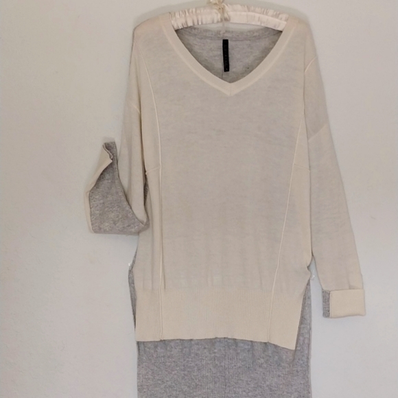 CIRANA SWEATER Grunge Drapey Longer Back Cream Gray HI LO Hem - Picture 2 of 16